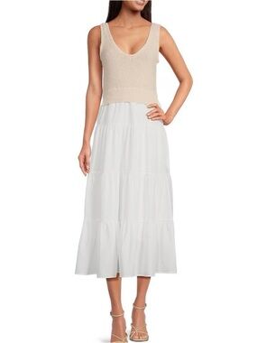 midi dress hitam polos Elora Ribbed Midi Dress in Noir Black
